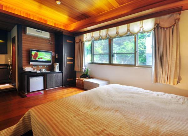 Chief Villa Hot Spring Resort Ren'ai Exterior photo